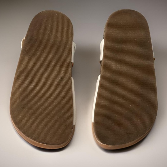 🔥OLD NAVY SANDLAS🔥 - Picture 5 of 5